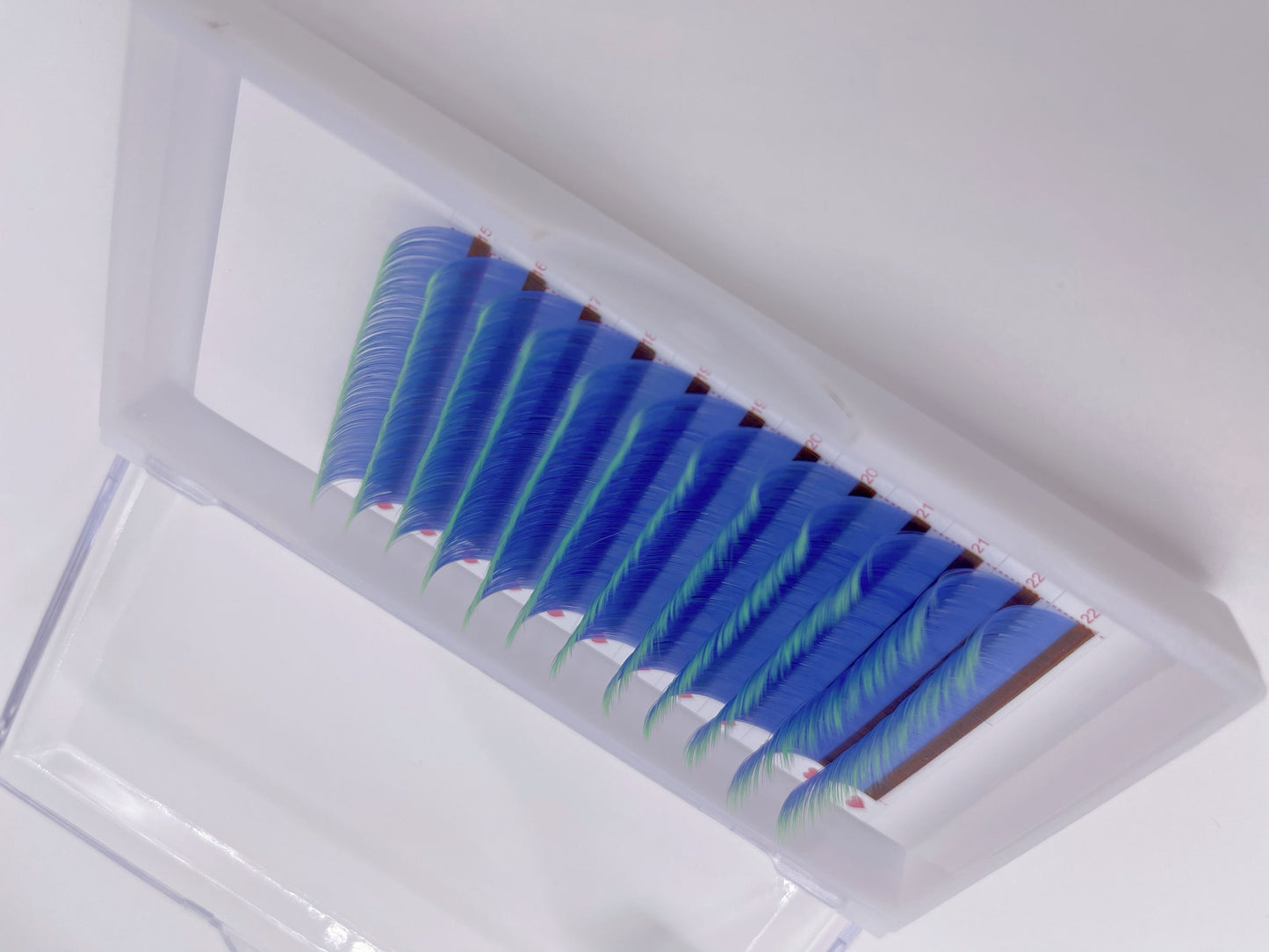 Blue to green neon color lashes ;Glows under blue light