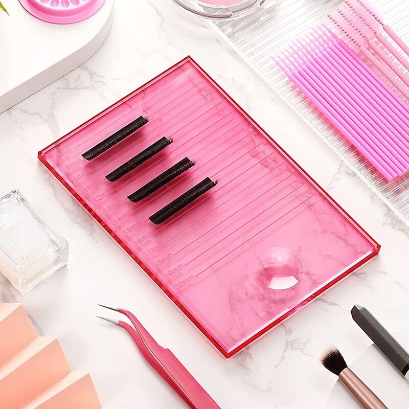 lash palette ; lash supplies