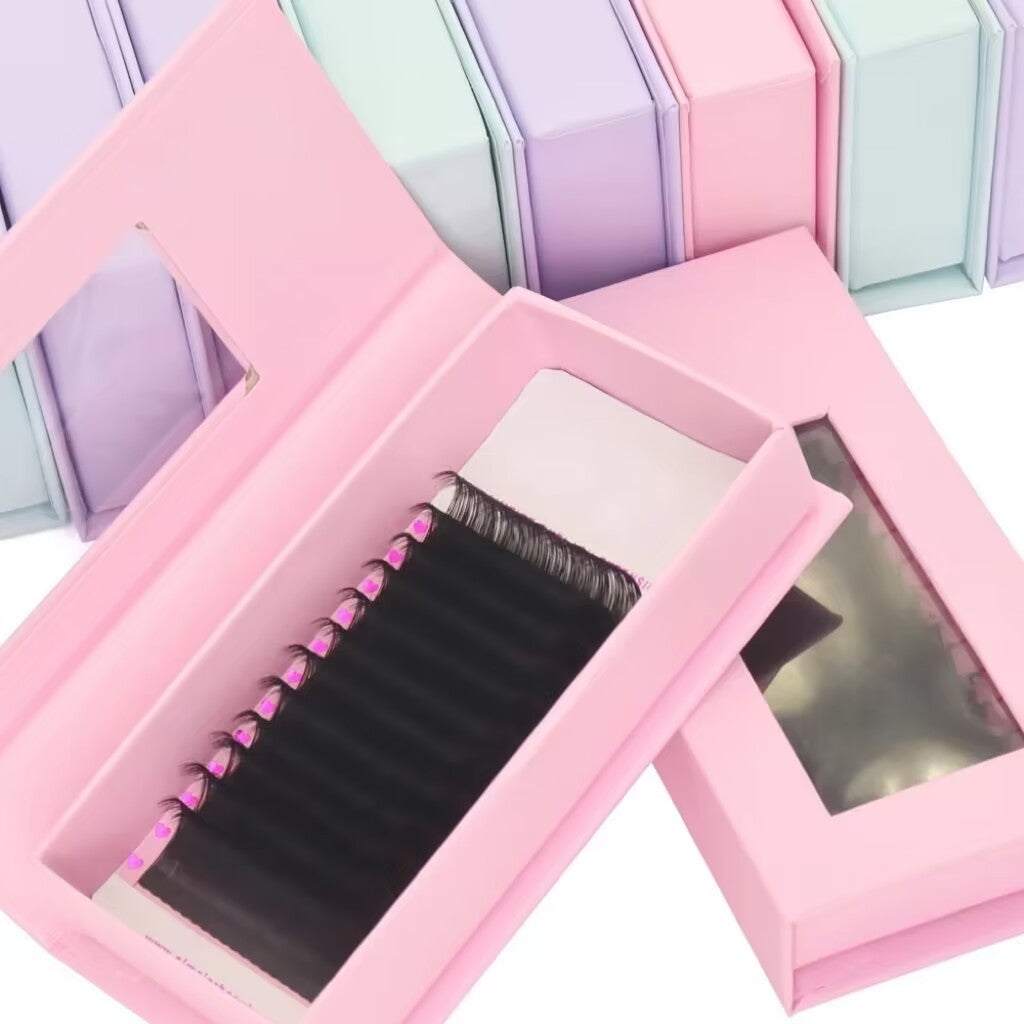 volume lashes ; private custom