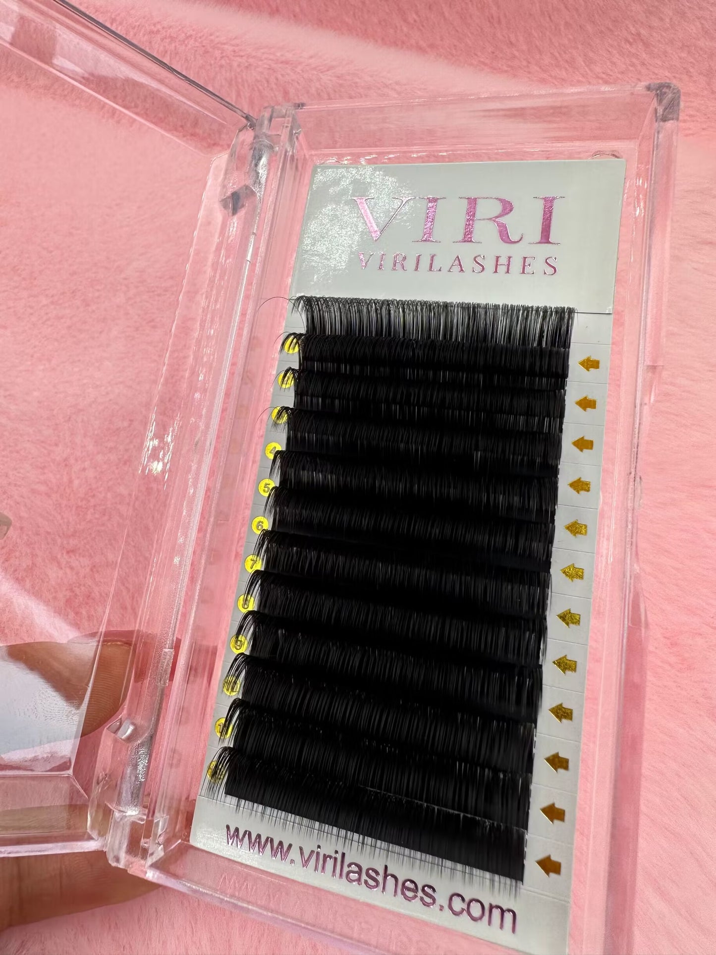 0.05  volume lashes ; dark lashes : cashmere lashes;